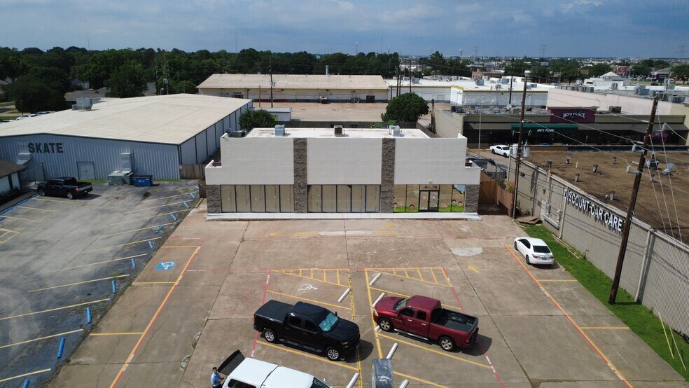 More Photos Of 21950 Kingsland Blvd, Katy Daycare Center For Lease