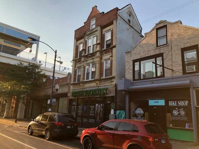 More Photos Of 1719 W 18th St, Chicago Storefront Retail Residential For Lease