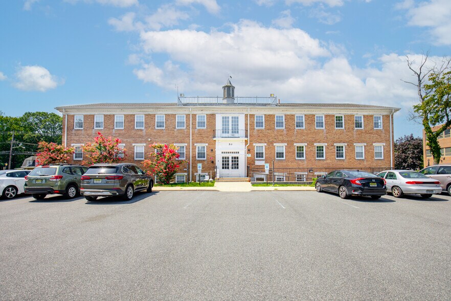 More Photos Of 50 S Franklin Tpke, Ramsey Medical For Lease