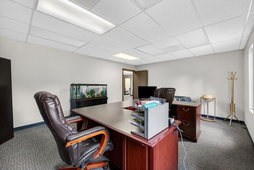 More Photos Of 7027 Spinach Dr, Mentor Warehouse For Sale