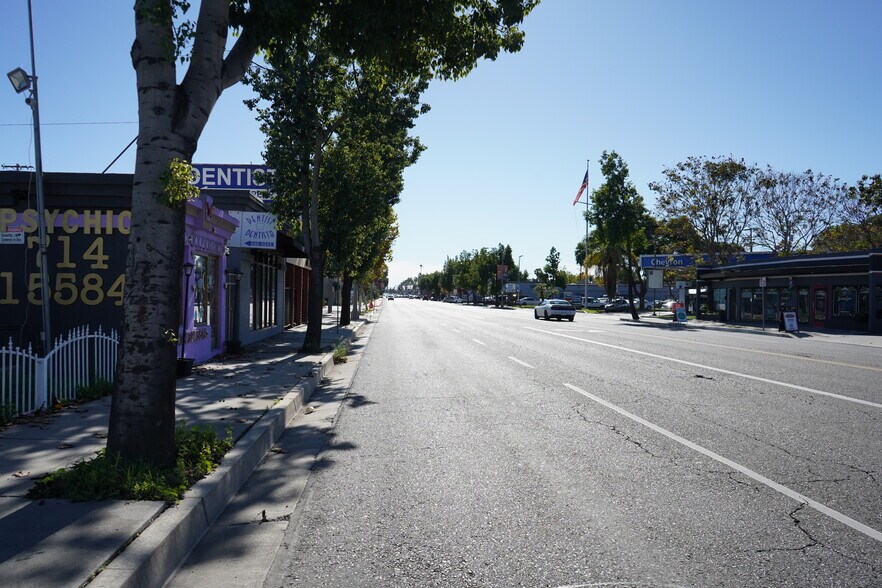 More Photos Of 502 S Harbor Blvd, Fullerton Auto Dealership For Lease