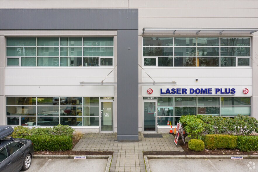 More Photos Of 2433 Dollarton Hwy, North Vancouver Warehouse For Sale