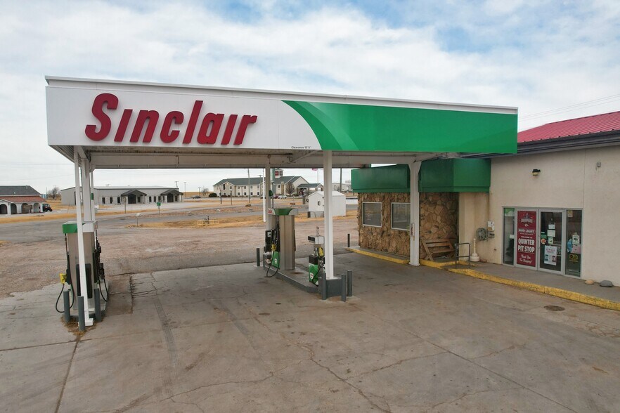 More Photos Of 1200 Castle Rock St, Quinter Service Station For Sale