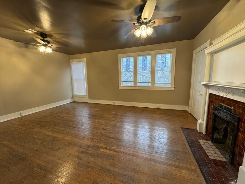 More Photos Of 903 Luttrell St, Knoxville Apartments For Sale
