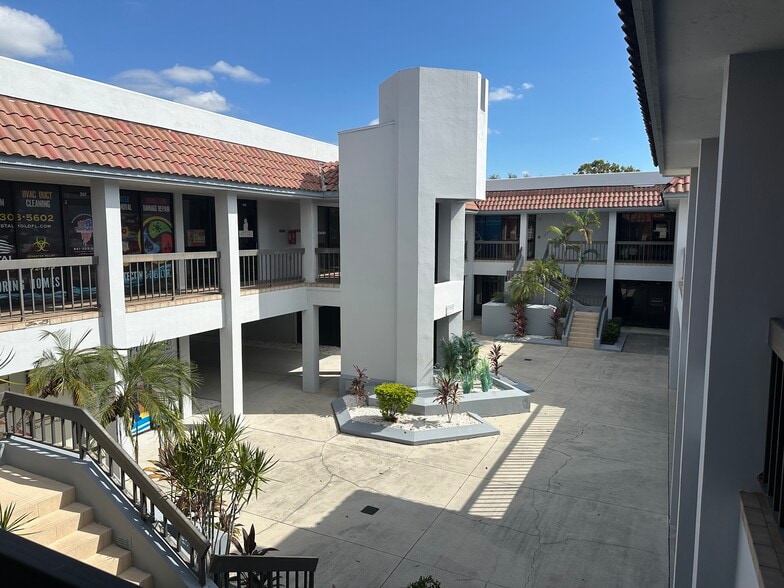More Photos Of 1101 S Tamiami Trl, Venice Medical For Lease