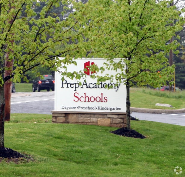 More Photos Of 3812 E Powell Rd, Lewis Center Daycare Center For Lease