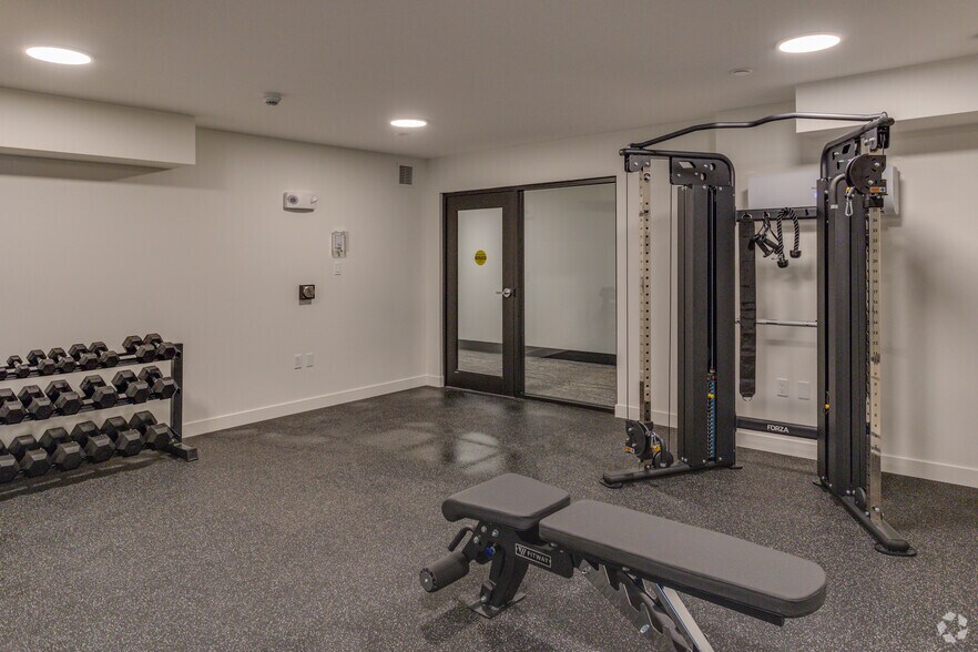 More Photos Of 107 Evans St, Duncan Apartments For Sale