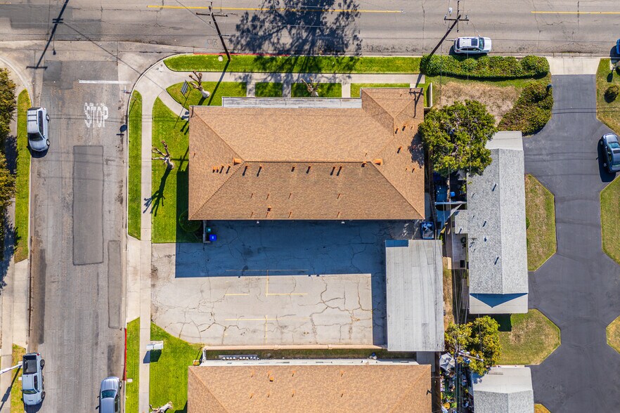 More Photos Of 12221 Peacock Ct, Garden Grove Apartments For Sale