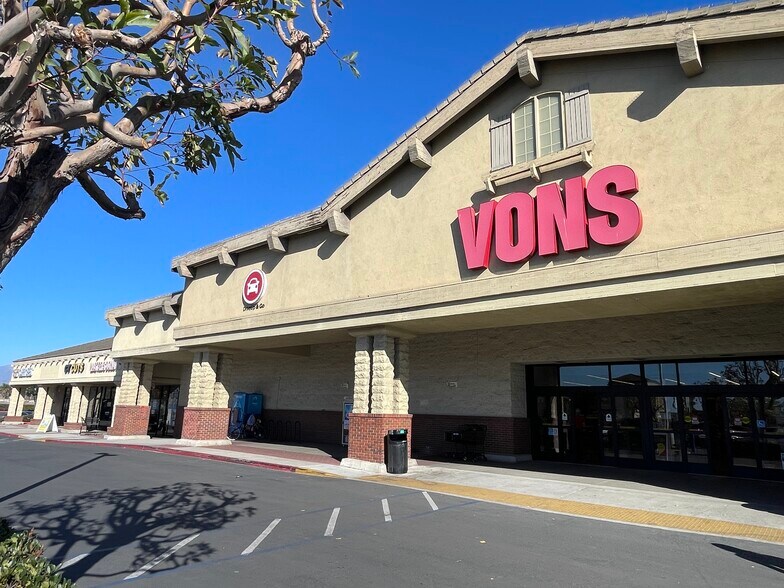 More Photos Of 400-450 S Ventura Rd, Oxnard Unknown For Lease