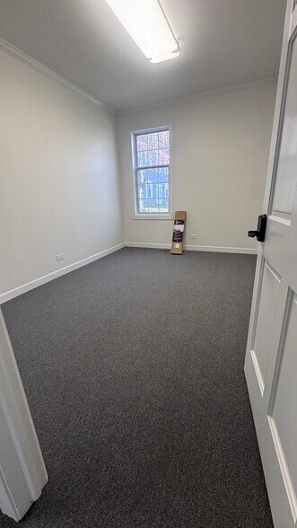 More Photos Of 1630 W Colonial Pky, Inverness Office For Lease