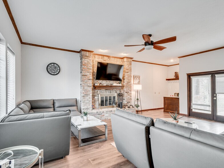 More Photos Of 3595 E State Highway 9, Norman Industrial For Sale