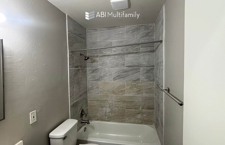 More Photos Of 2215 Stewart Ave, Las Vegas Apartments For Sale