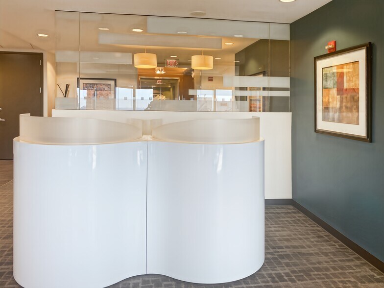 More Photos Of 8000 Towers Crescent Dr, Vienna Coworking Space