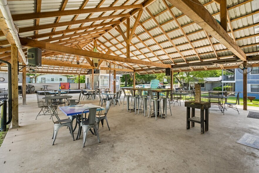 More Photos Of 8848 Soldier Creek Rd, Kingston Hotel For Sale
