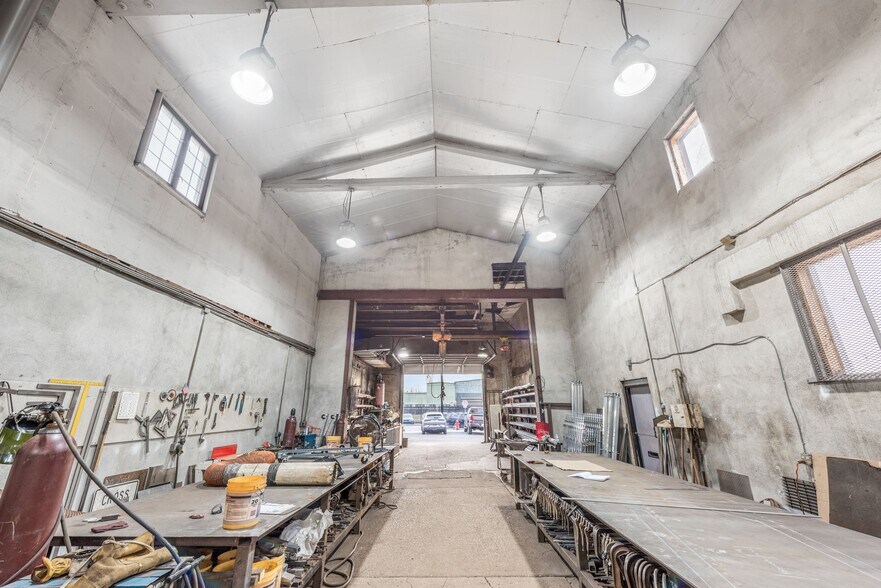 More Photos Of 205 E Lafayette St, Norristown Warehouse For Sale