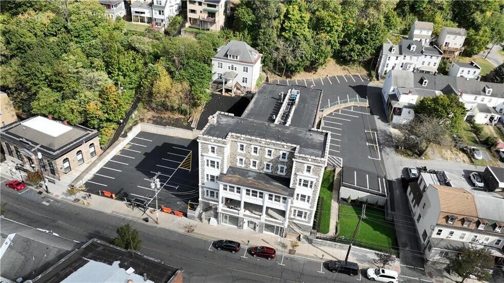 More Photos Of 75 S Main St, Phillipsburg Office For Lease