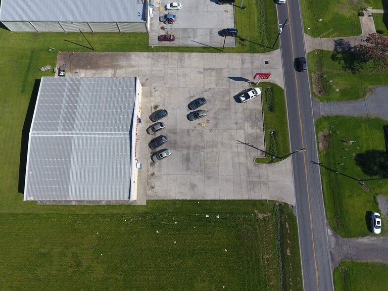 More Photos Of 2837 Highway 20, Vacherie Freestanding For Lease