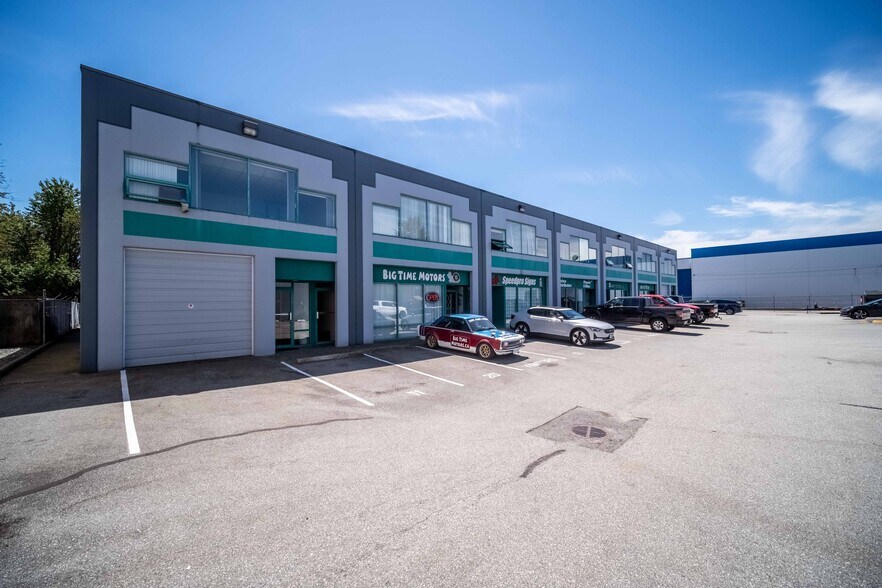 More Photos Of 20172 113 B Ave, Maple Ridge Light Manufacturing For Sale