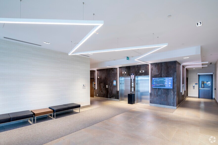 More Photos Of 6240 Highway 7, Vaughan Office For Lease