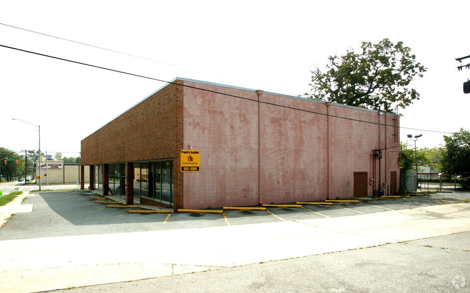 More Photos Of 1970 Bessemer Rd, Birmingham Freestanding For Lease