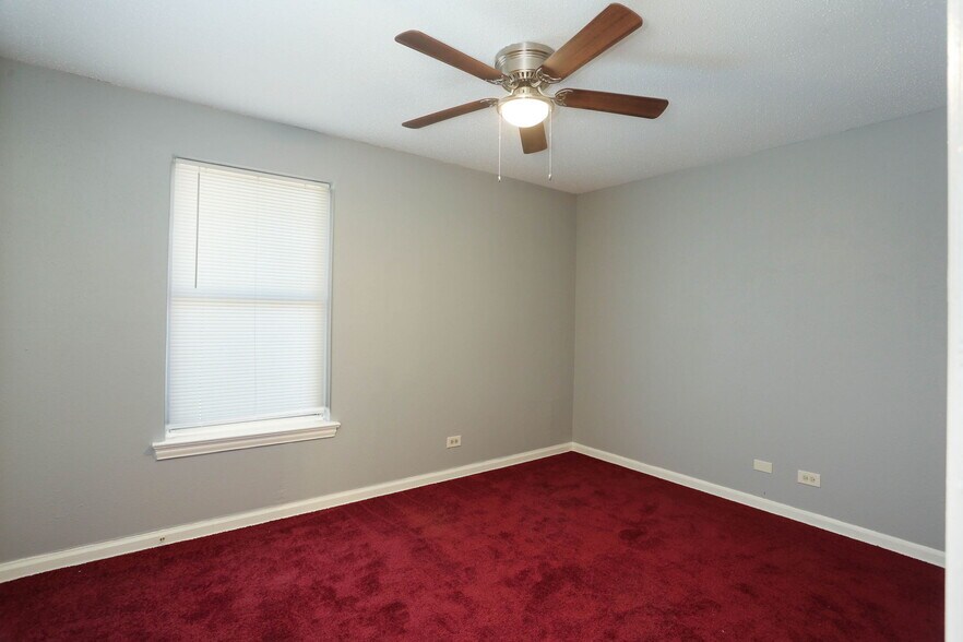 More Photos Of 309 Calgary Ave, San Antonio Apartments For Sale