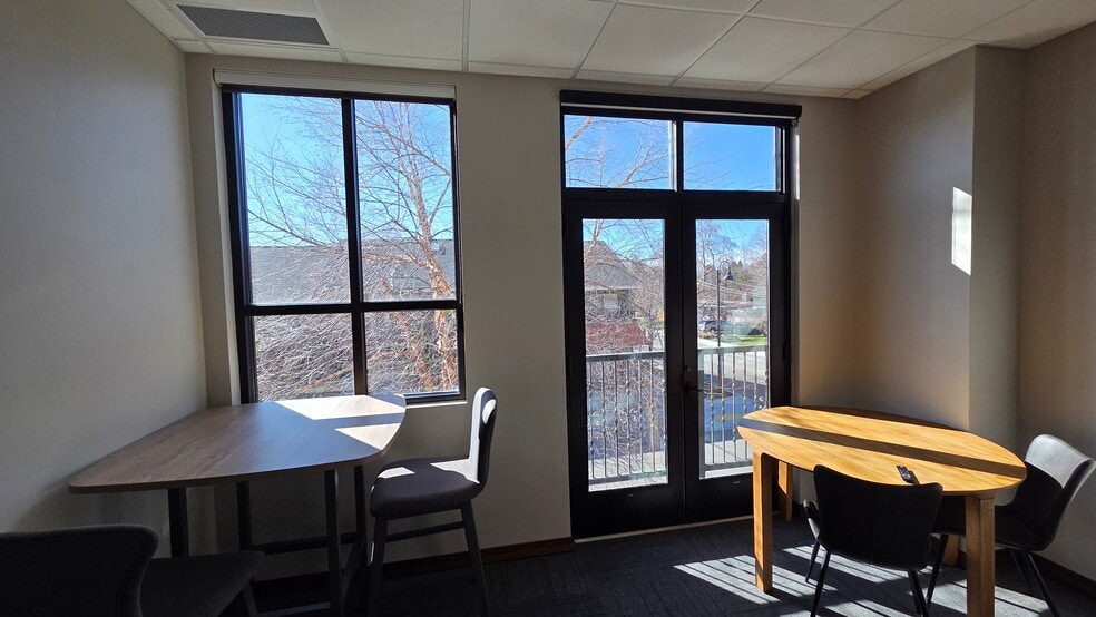 More Photos Of 3858 N Garden Center Way, Boise Medical For Lease