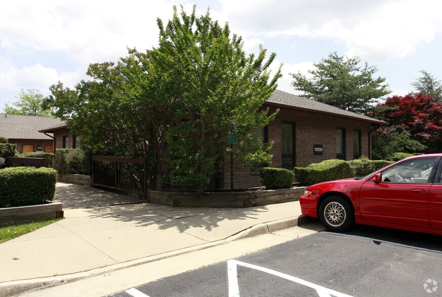 Primary Photo Of 12658-12660 Lake Ridge Dr, Woodbridge Medical For Sale