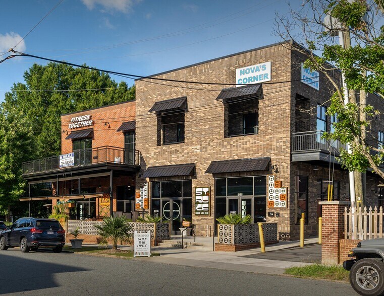 Primary Photo Of 1318 Pecan Ave, Charlotte Freestanding For Lease