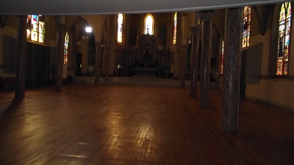 More Photos Of 820 Eastern Ave, Schenectady Religious Facility For Sale