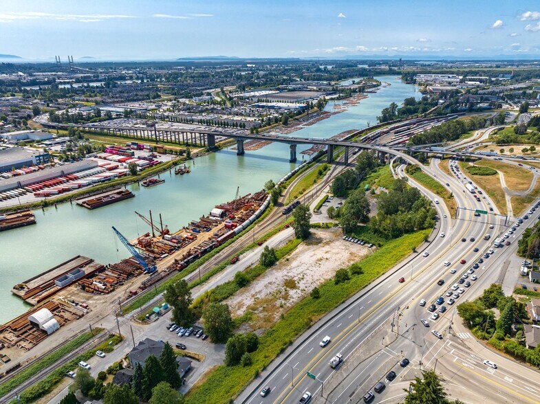 More Photos Of 502 Twentieth St, New Westminster Land For Lease