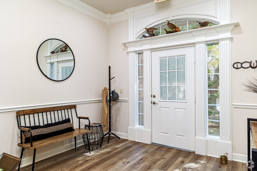 More Photos Of 558 Silicon Dr, Southlake Unknown For Lease