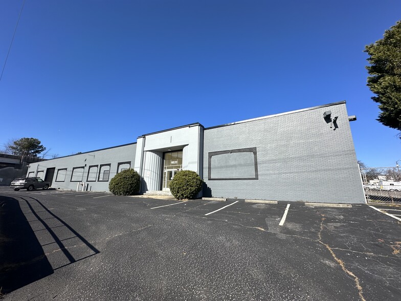 Primary Photo Of 1631 Willingham Dr, East Point Warehouse For Lease