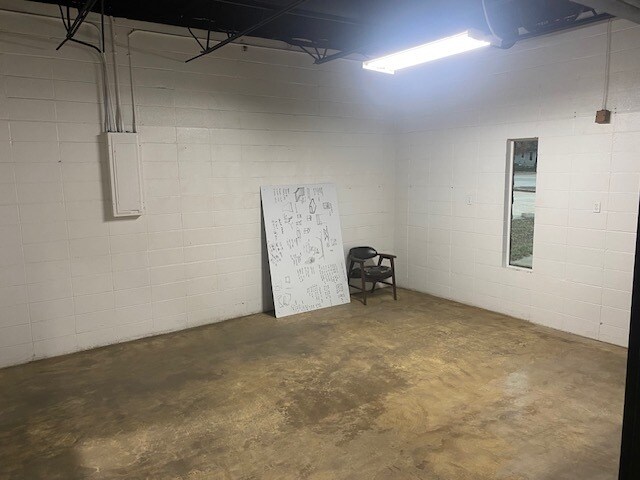 More Photos Of 54 W Township St, Fayetteville Flex For Lease