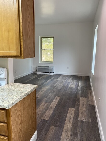 More Photos Of 100 2nd St, Rankin Apartments For Sale