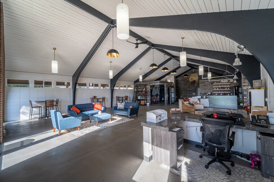 More Photos Of 3306 Kelley Dr, Cheyenne Office For Sale