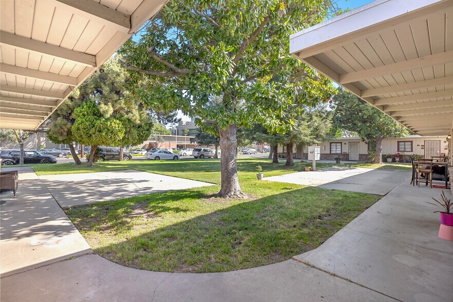 More Photos Of 1136 Stoddard Ave, Modesto Apartments For Sale