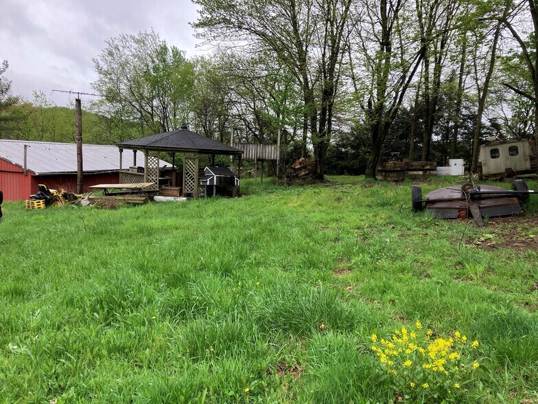 More Photos Of 119 Reed Rd, Fenelton Flex For Sale