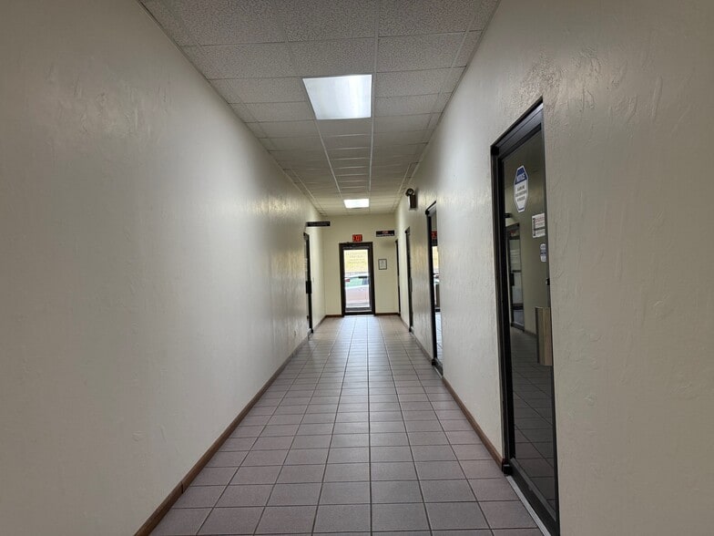 More Photos Of 2300 Freeport Rd, New Kensington Office Residential For Lease