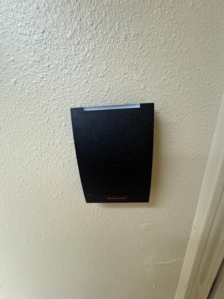 More Photos Of 190 E San Antonio Dr, King City Industrial For Sale