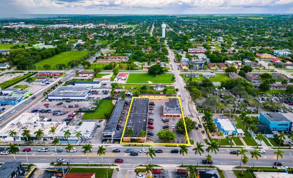 More Photos Of 854 N Krome Ave, Homestead Drugstore For Sale