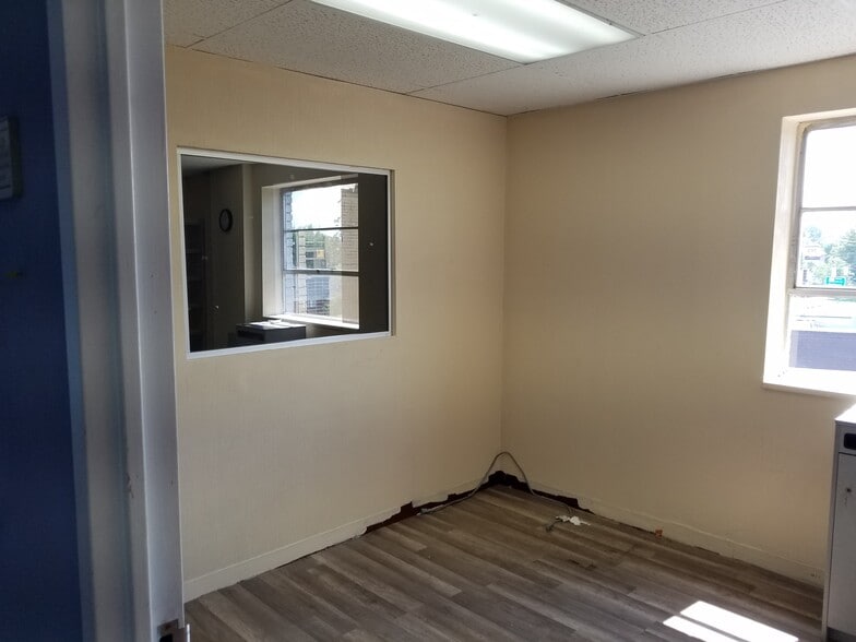 More Photos Of 3611 Branch Ave, Temple Hills Medical For Lease