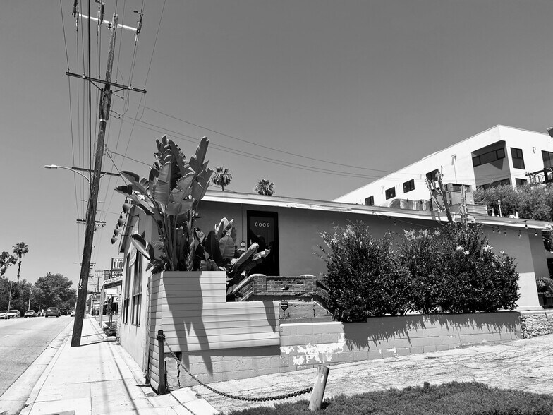 More Photos Of 6009 Melrose Ave, Los Angeles Loft Creative Space For Lease