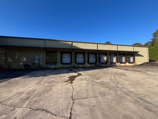 More Photos Of 170 Carlozzi Dr, Forest City Manufacturing For Lease