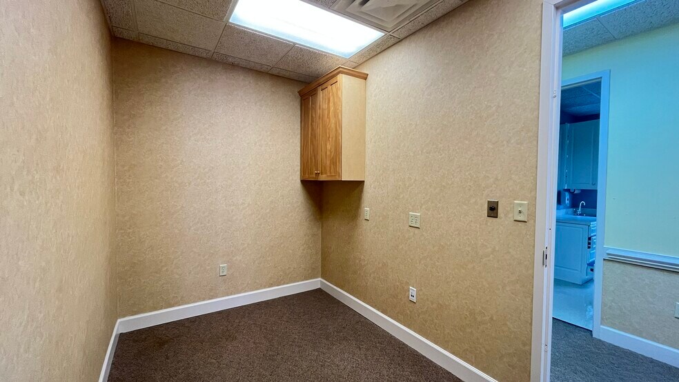 More Photos Of 4113 Capitol St, Durham Medical For Lease