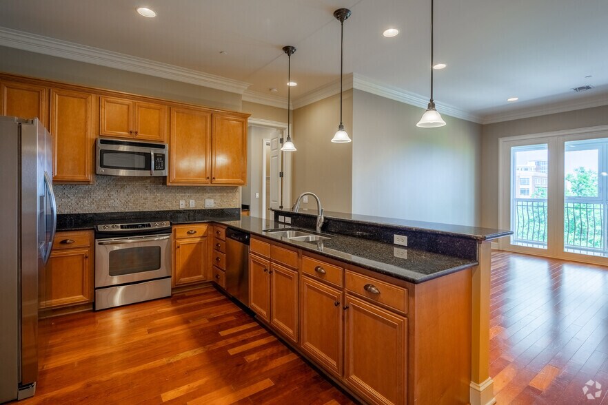 More Photos Of 820 N Thompson Ln, Murfreesboro Apartments For Sale