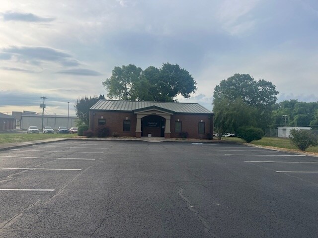 More Photos Of 2050 Cowan Hwy, Winchester Medical For Lease