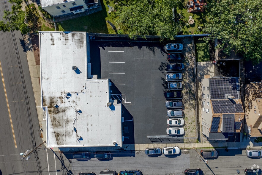 More Photos Of 2075 Millburn Ave, Maplewood Medical For Lease