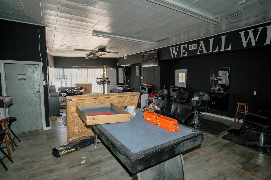 More Photos Of 1132 Payne Ave, Saint Paul Office For Sale