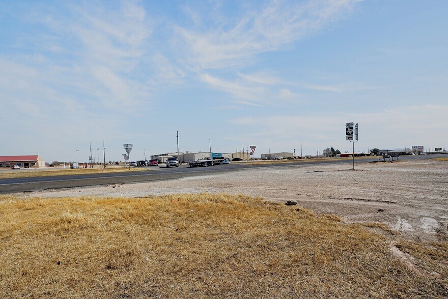 More Photos Of Hwy 385 & FM 1788 (SW Quadrant), Seminole Industrial For Sale