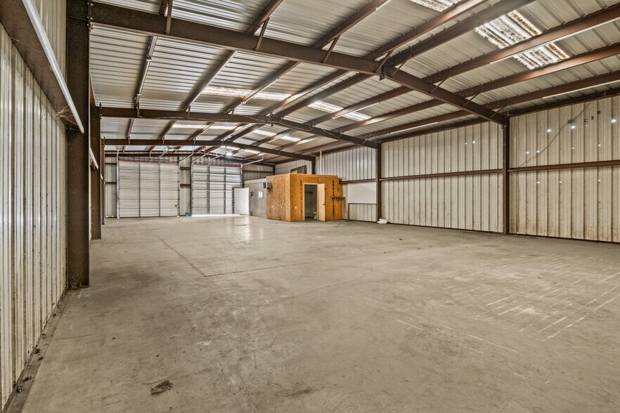 More Photos Of 15 County Road 1030, Mount Pleasant Industrial For Sale